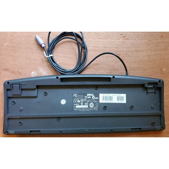 Dell SK-8100 Wired PS/2 Keyboard For Office & Home Use some distress - Picture 5 of 11